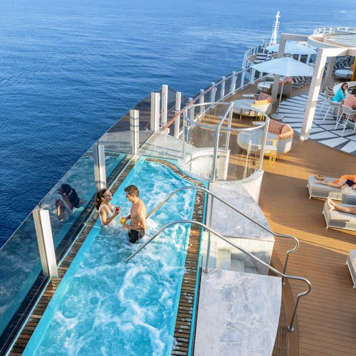 Spar 50% på Free at Sea