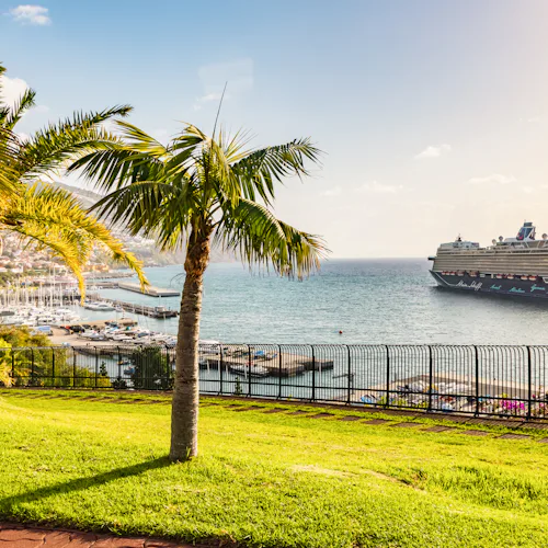 Middelhavet Fly & Cruise